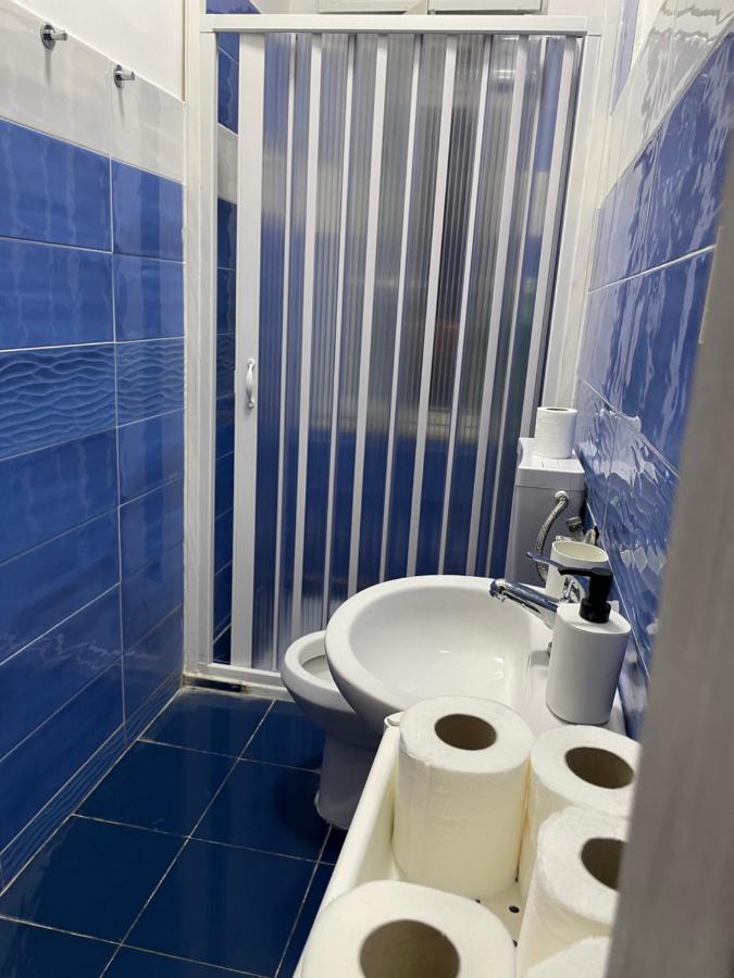 Alexander Hostel Неаполь Екстер'єр фото
